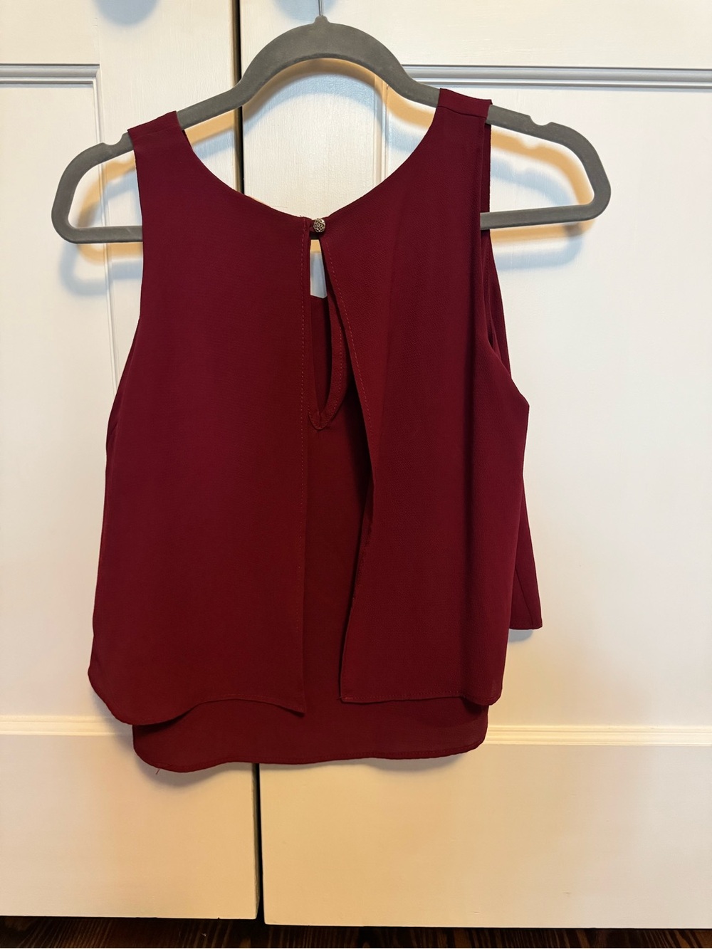 The Impeccable Pig Layered Keyhole Tank in Wine - Picture 3 of 3